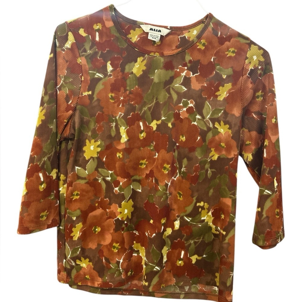 ALIA Floral Ribbed Knit Top